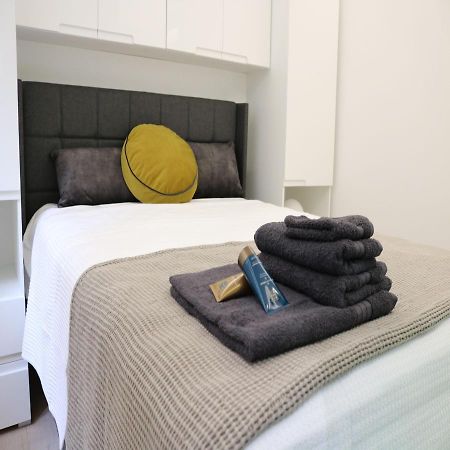 Phaedrus Living: City Center Luxury Flat Clarewood لندن المظهر الخارجي الصورة
