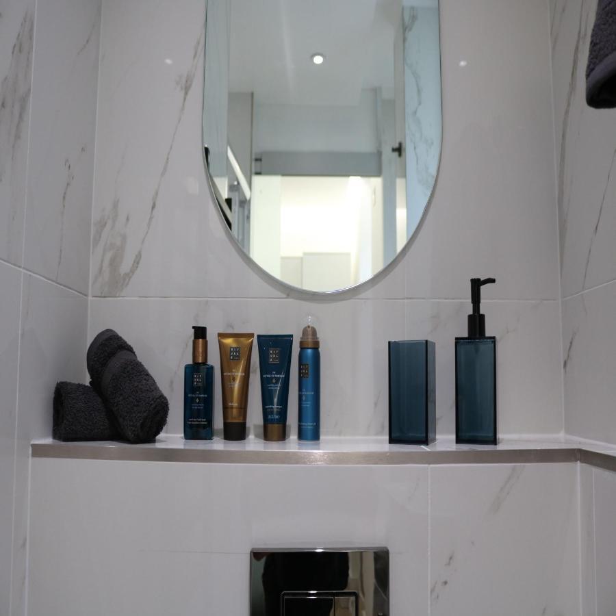 Phaedrus Living: City Center Luxury Flat Clarewood لندن المظهر الخارجي الصورة